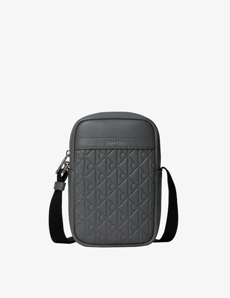 rinascente Calvin Klein Reporter emblem emboss