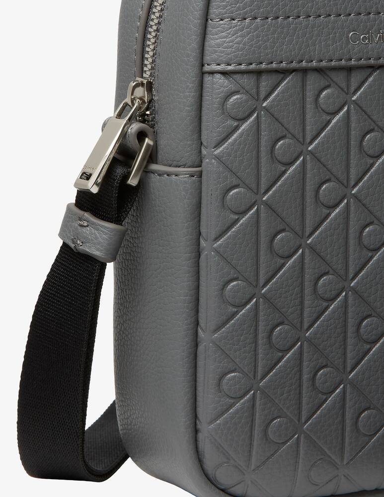 rinascente Calvin Klein Reporter emblem emboss