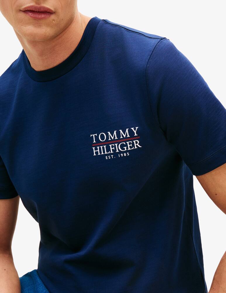 Tommy Hilfiger T-shirt heritage series - immagine 4 Tommy Hilfiger T-shirt heritage series - immagine 4