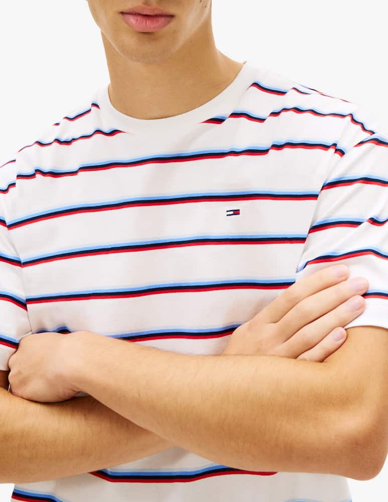 Tommy Jeans Striped short-sleeve t-shirt - picture 4 Tommy Jeans Striped short-sleeve t-shirt - picture 4