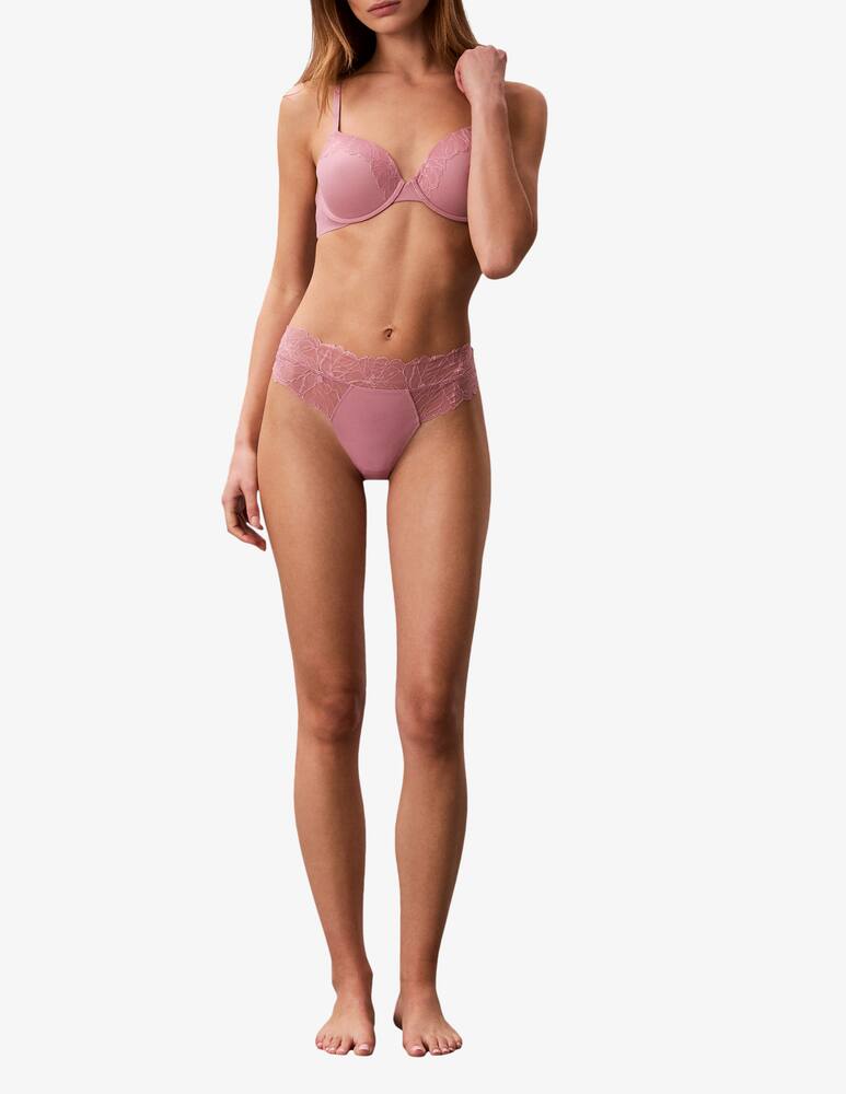 Calvin Klein Lace detail thong - picture 3 Calvin Klein Lace detail thong - picture 3