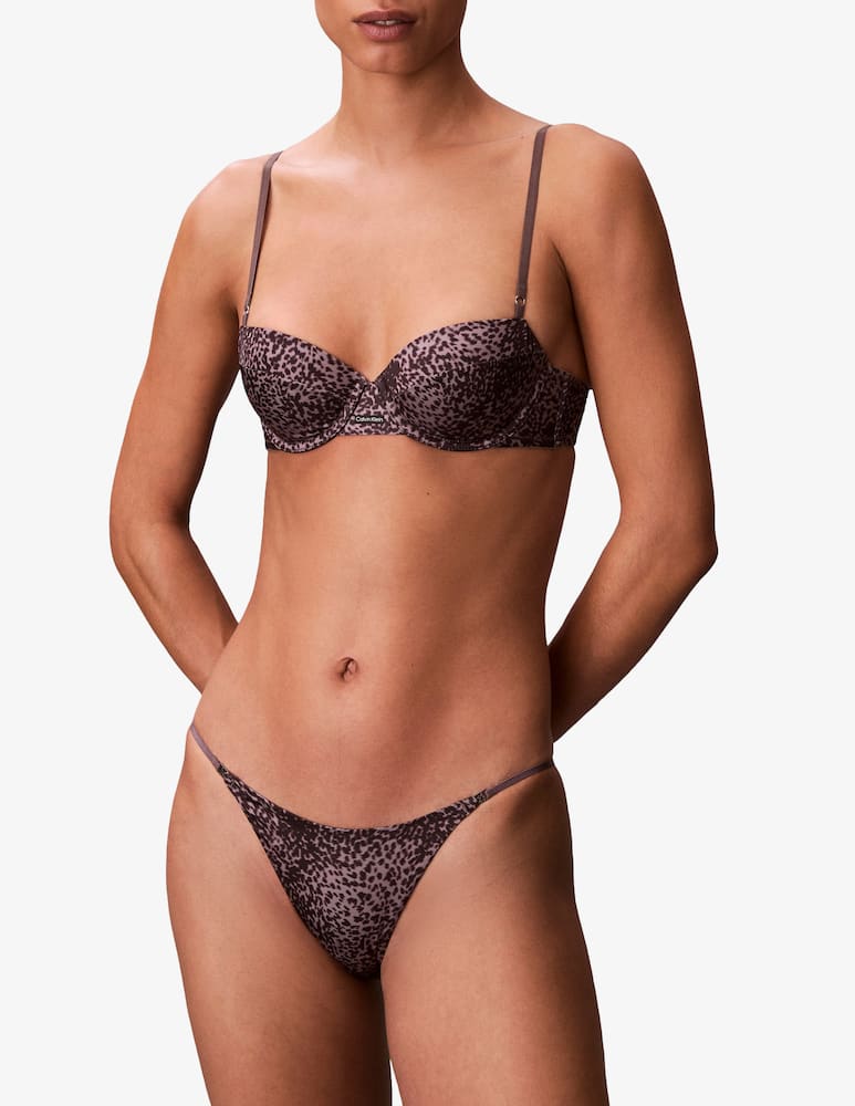 Calvin Klein Printed tanga briefs - picture 2 Calvin Klein Printed tanga briefs - picture 2