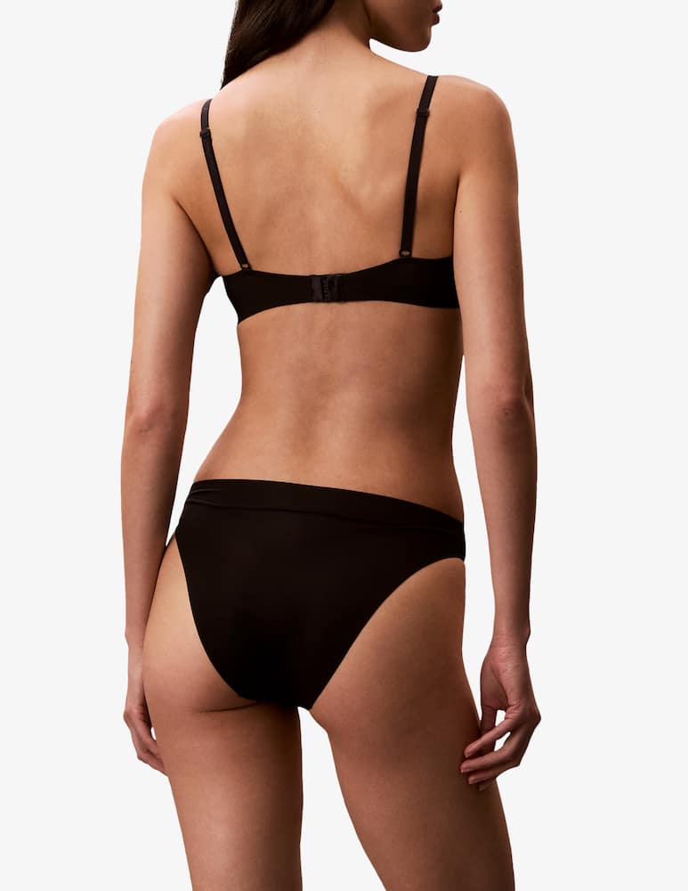 Calvin Klein Lightly lined bralette - picture 3 Calvin Klein Lightly lined bralette - picture 3