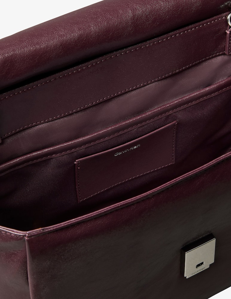 Calvin Klein Emblem padded satchel - picture 3 Calvin Klein Emblem padded satchel - picture 3