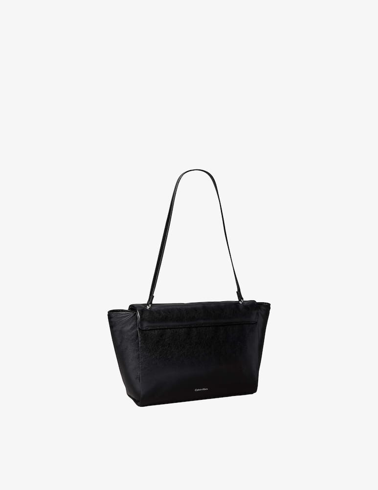 Calvin Klein Emblem padded satchel - picture 2 Calvin Klein Emblem padded satchel - picture 2
