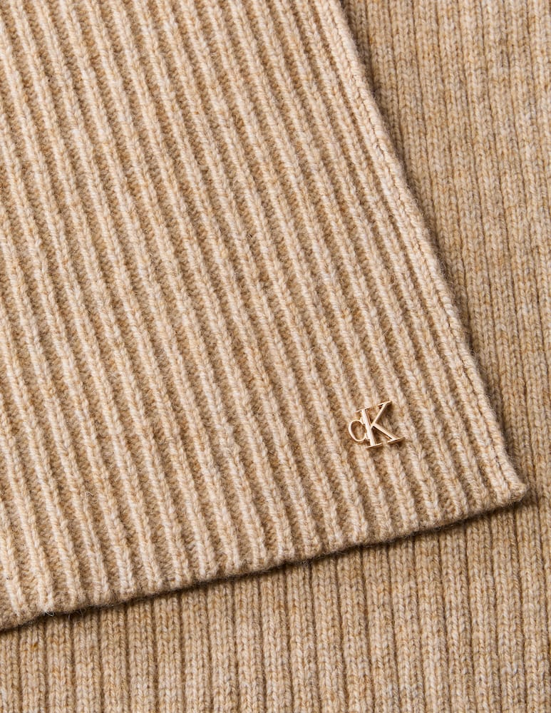 Calvin Klein Wool rib scarf - picture 2 Calvin Klein Wool rib scarf - picture 2
