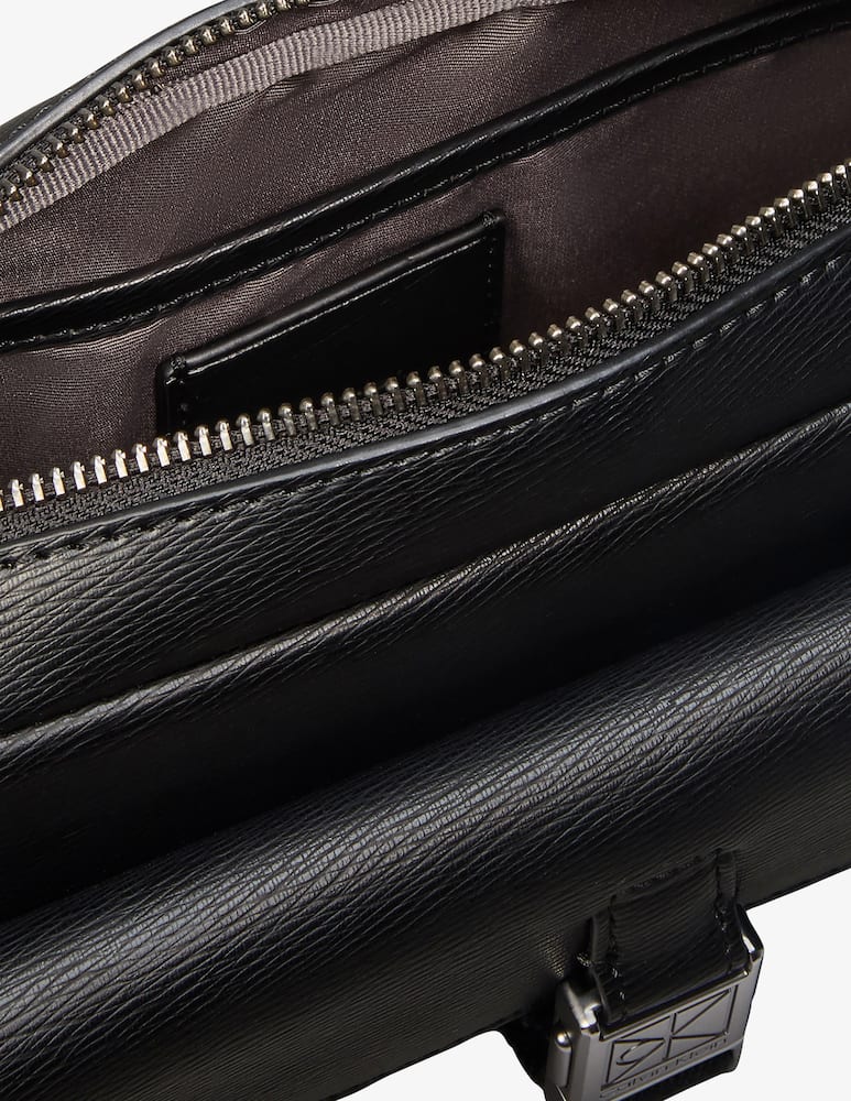 rinascente Calvin Klein Borsa camera Emblem