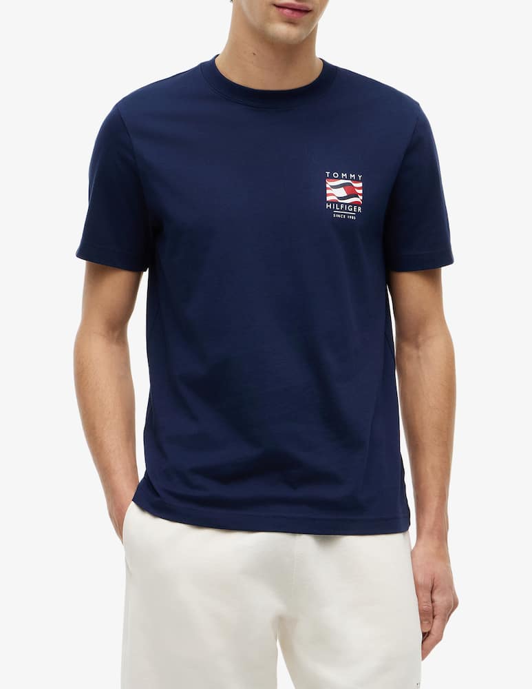 Tommy Hilfiger Flag logo t-shirt - picture 1 Tommy Hilfiger Flag logo t-shirt - picture 1