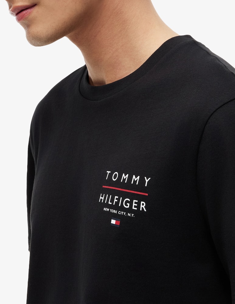 Tommy Hilfiger Brand logo chest t-shirt - picture 4