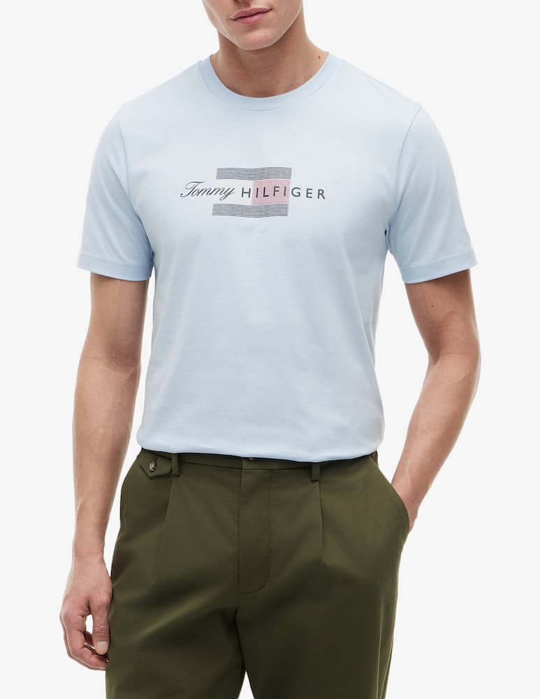 Tommy Hilfiger Script flag logo t-shirt - picture 1 Tommy Hilfiger Script flag logo t-shirt - picture 1