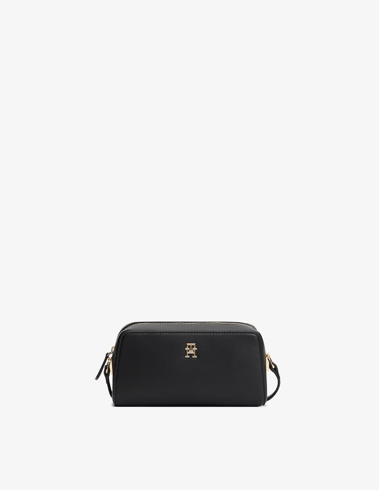 Tommy Hilfiger Grace camera crossbody bag - picture 1 Tommy Hilfiger Grace camera crossbody bag - picture 1