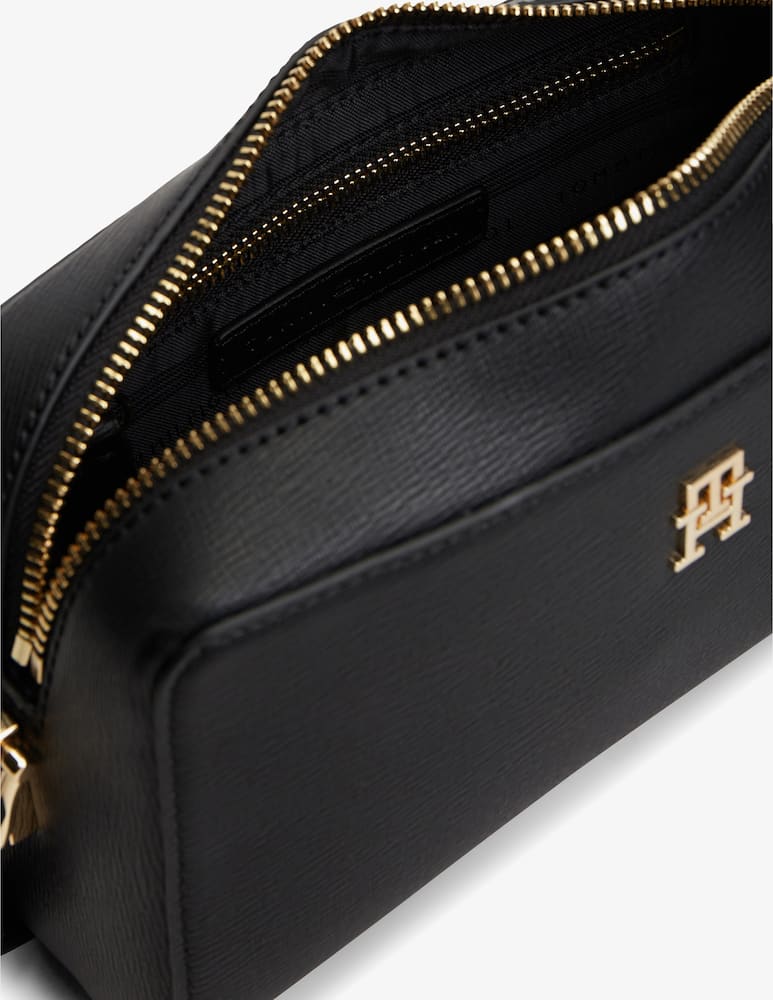 Tommy Hilfiger Grace camera crossbody bag - picture 4 Tommy Hilfiger Grace camera crossbody bag - picture 4