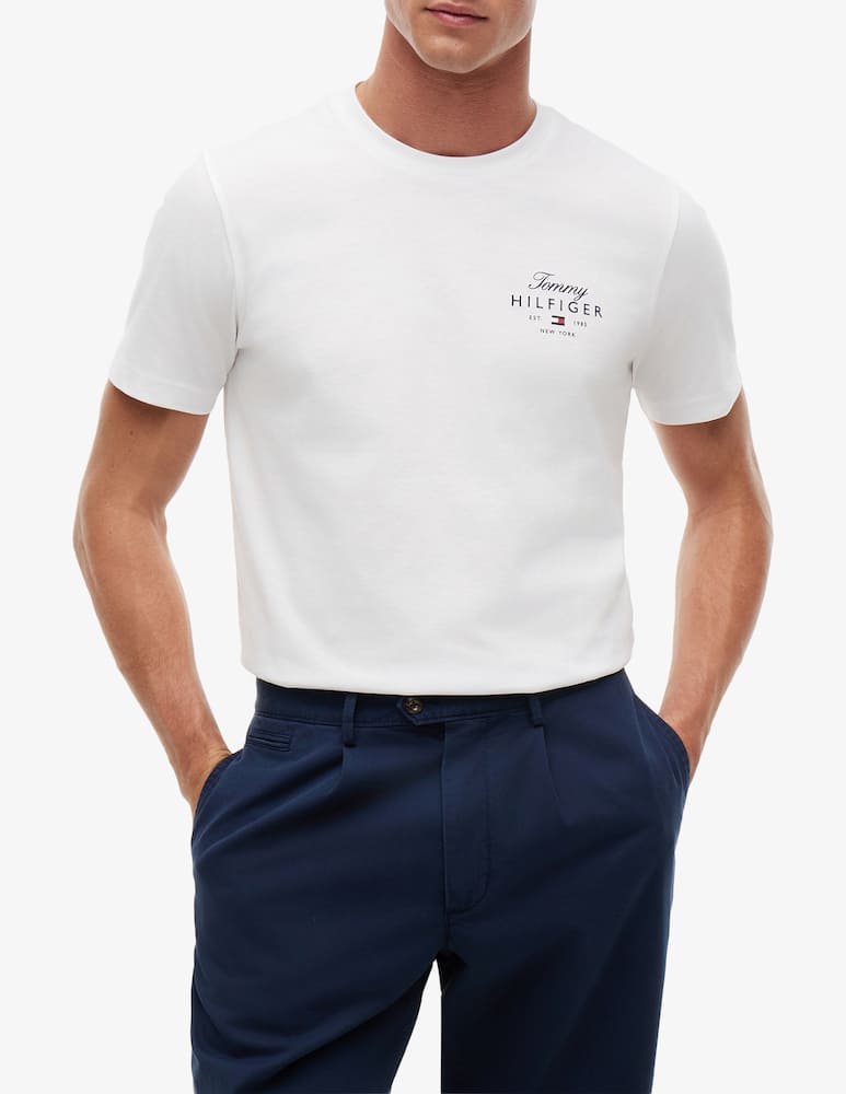 Tommy Hilfiger Script logo cotton t-shirt - picture 1 Tommy Hilfiger Script logo cotton t-shirt - picture 1