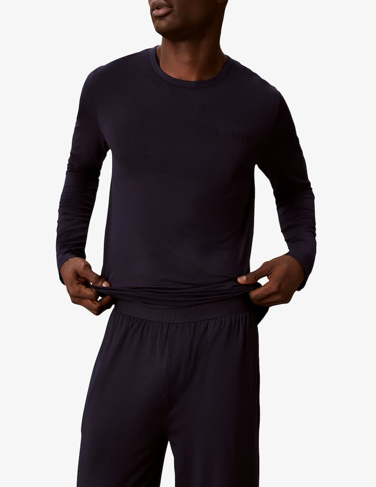 Calvin Klein Modal long-sleeve pyjama set - picture 3 Calvin Klein Modal long-sleeve pyjama set - picture 3