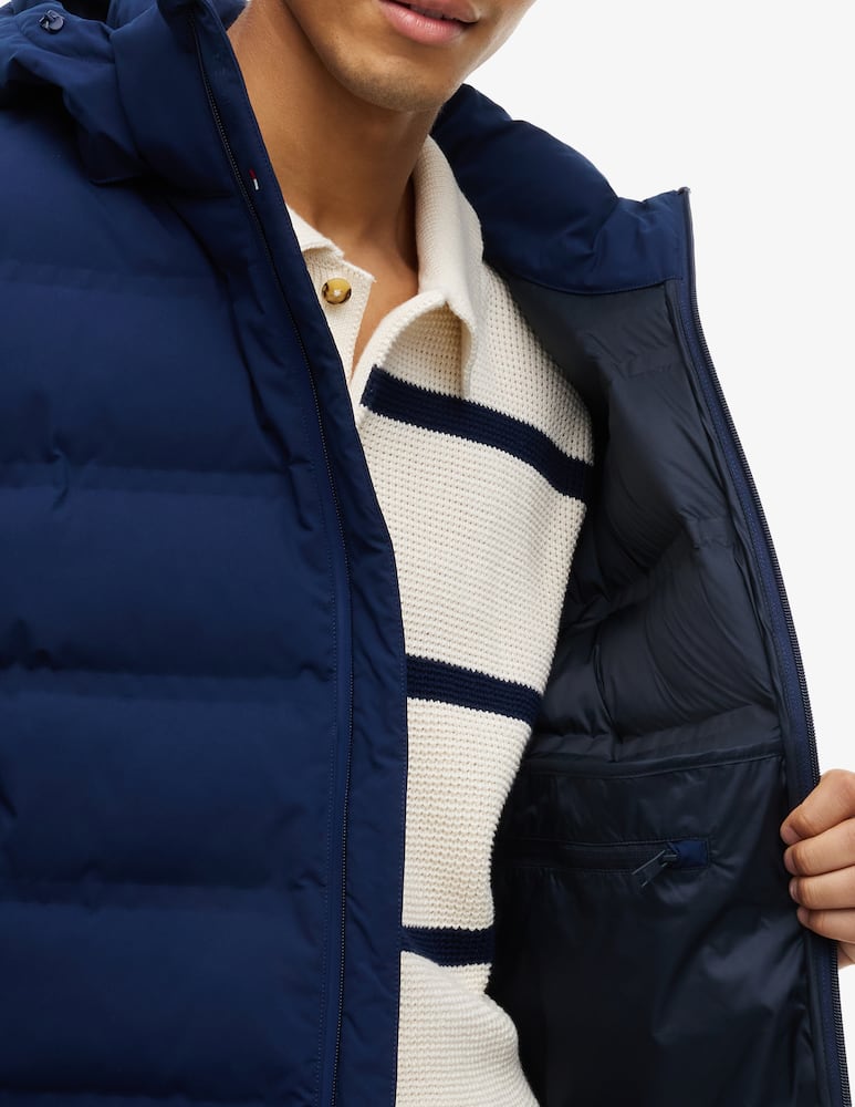 Tommy Hilfiger Giacca tech termosaldata con cappuccio - immagine 4 Tommy Hilfiger Giacca tech termosaldata con cappuccio - immagine 4
