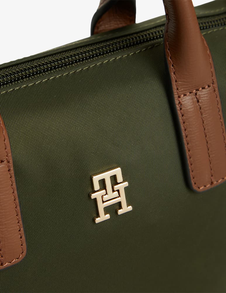Tommy Hilfiger Popette micro tote bag - picture 4 Tommy Hilfiger Popette micro tote bag - picture 4