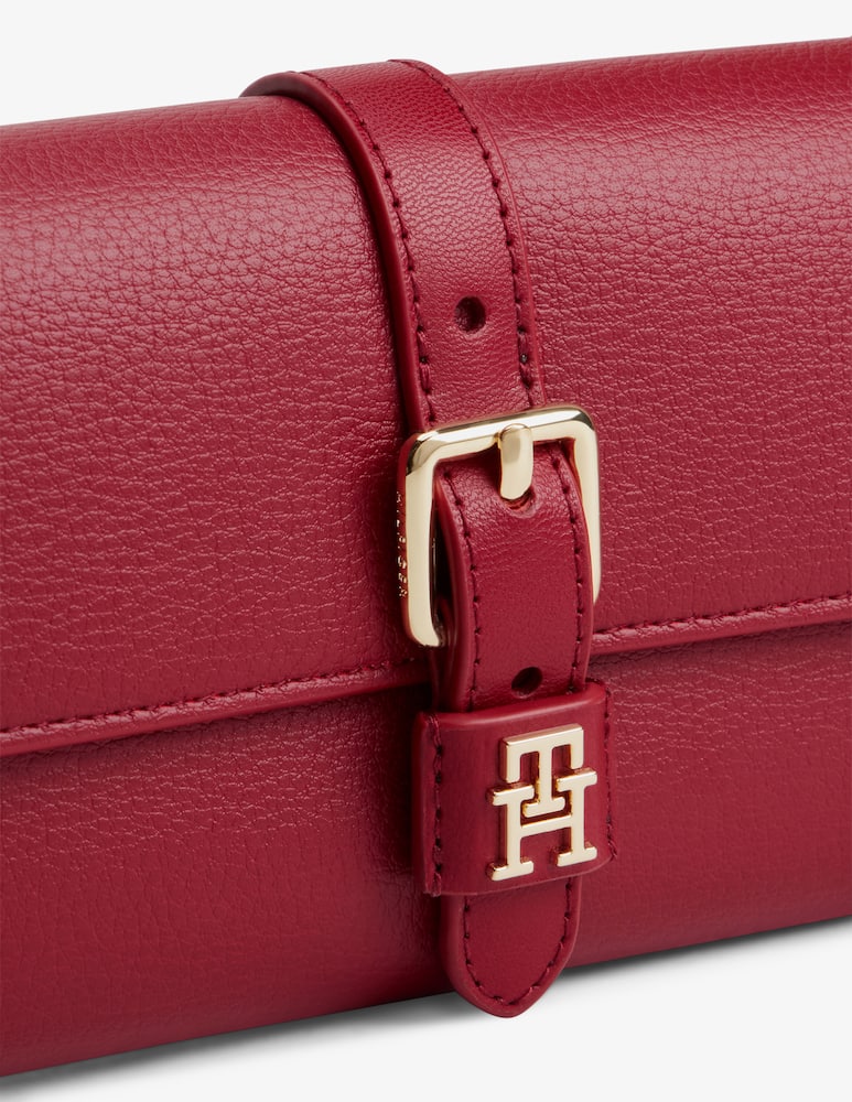 Tommy Hilfiger Buckle wallet on chain - picture 4 Tommy Hilfiger Buckle wallet on chain - picture 4
