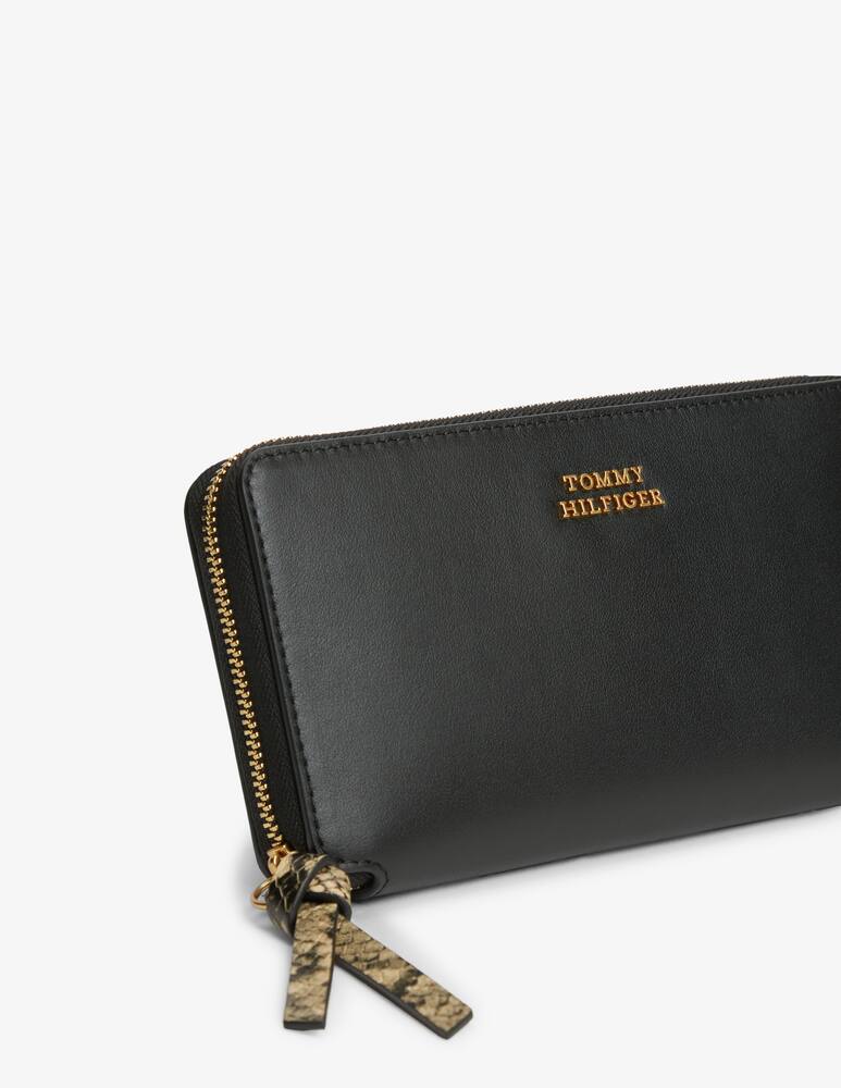 rinascente Tommy Hilfiger Leather zip-around wallet