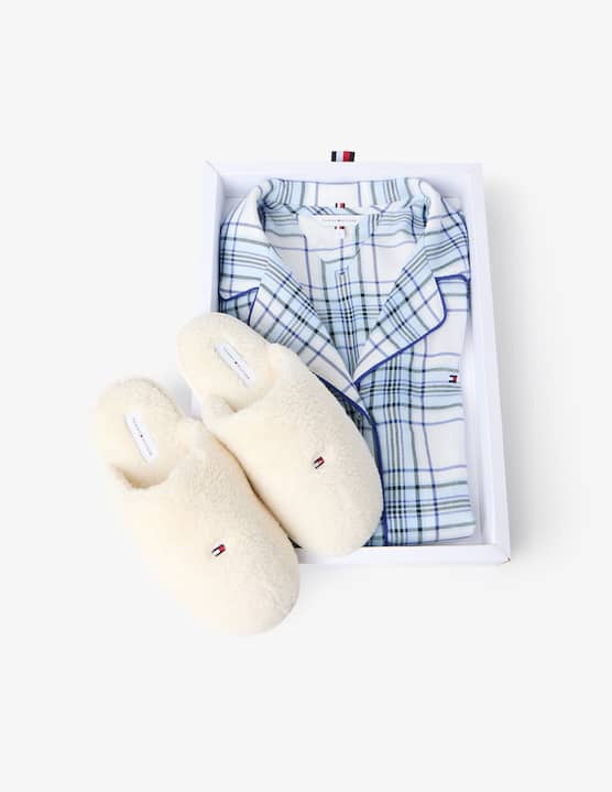 Tommy Hilfiger - Set pigiama con pantofole - €129,90