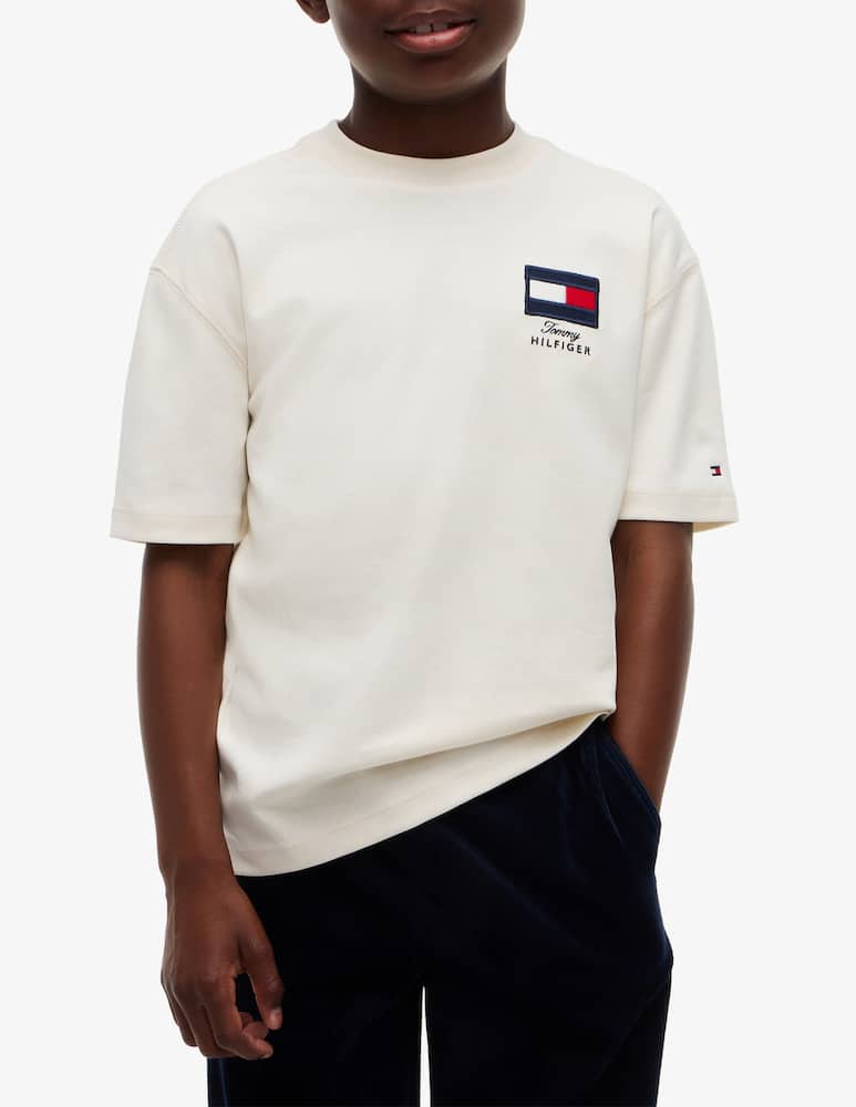 Tommy Hilfiger Festive graphic t-shirt - picture 2 Tommy Hilfiger Festive graphic t-shirt - picture 2