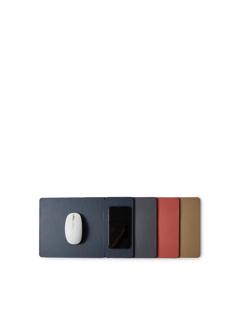 Pout Hands 3 Split Tappetino/Caricatore Wireless Scomponibile - immagine 4 Pout Hands 3 Split Tappetino/Caricatore Wireless Scomponibile - immagine 4