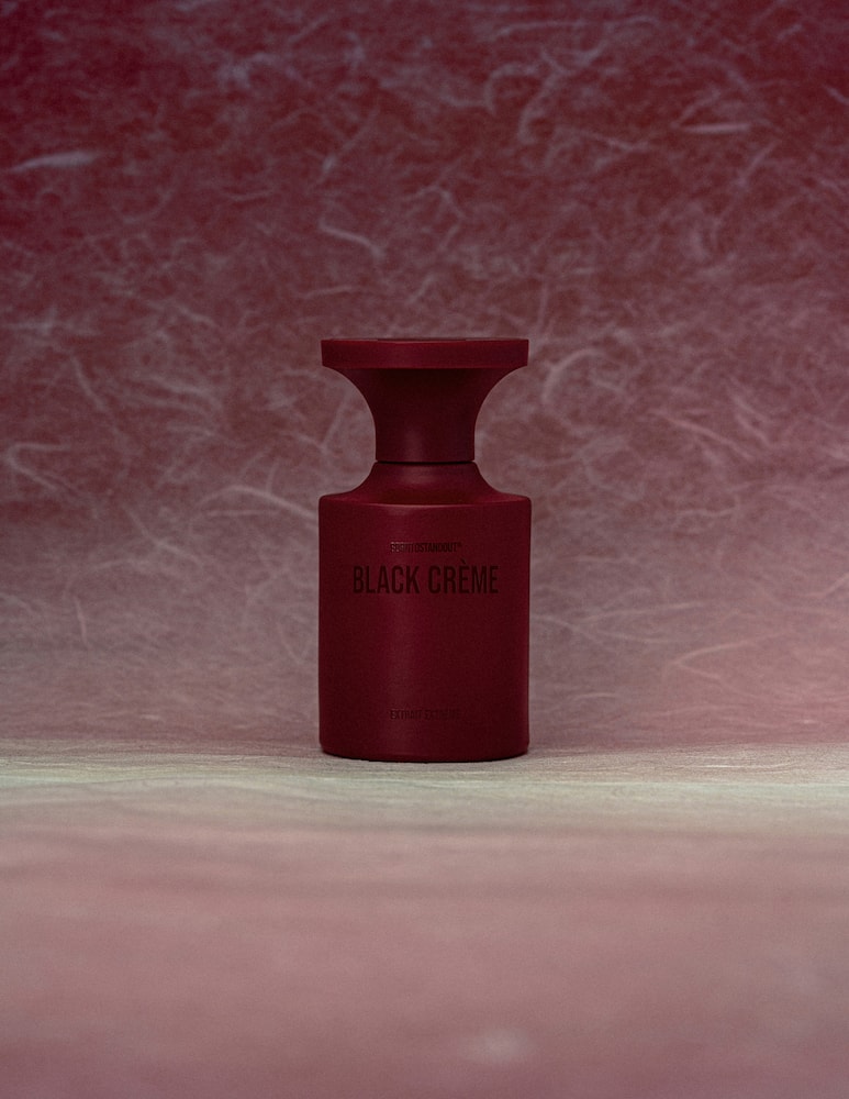 BORNTOSTANDOUT Black Crème - immagine 3 BORNTOSTANDOUT Black Crème - immagine 3