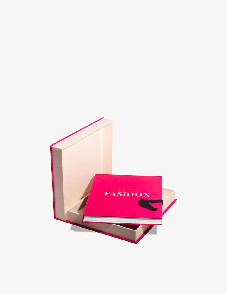 Assouline The Impossible Collection of Fashion Libro - immagine 3 Assouline The Impossible Collection of Fashion Libro - immagine 3