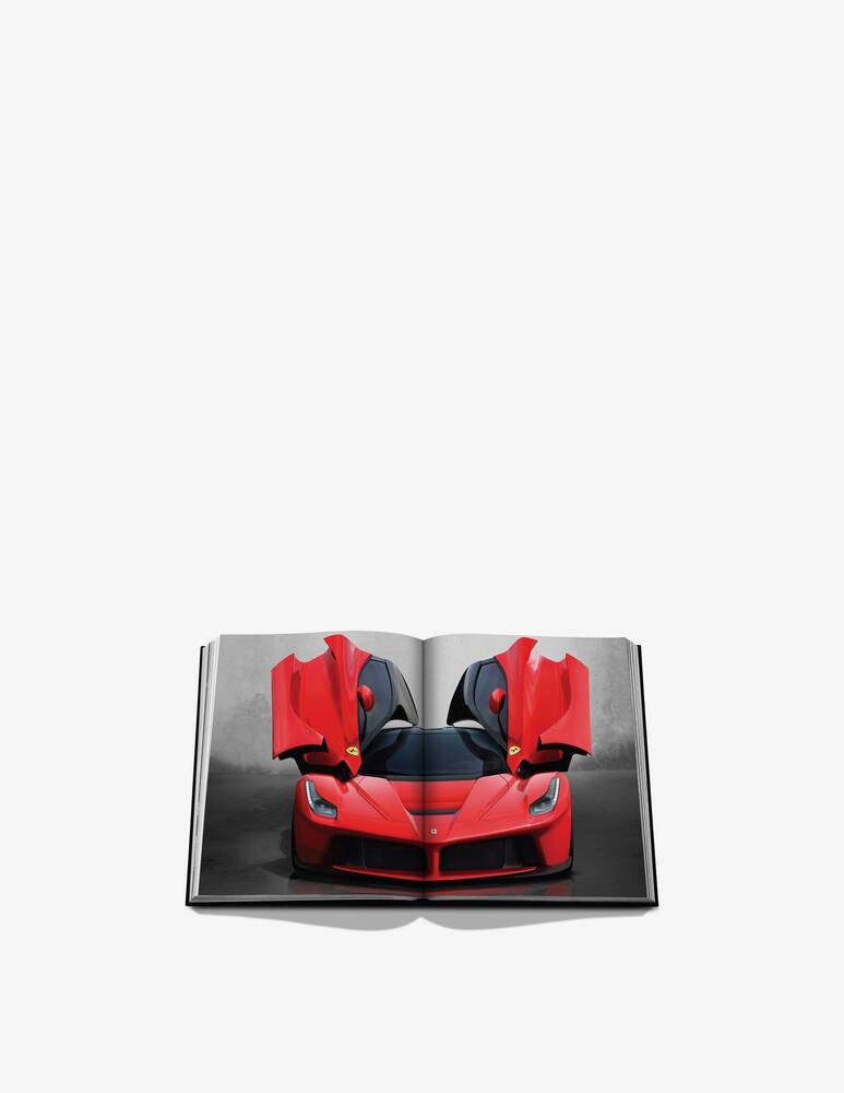 rinascente Assouline Iconic: Art, Design, Advertising, and the Automobile Libro