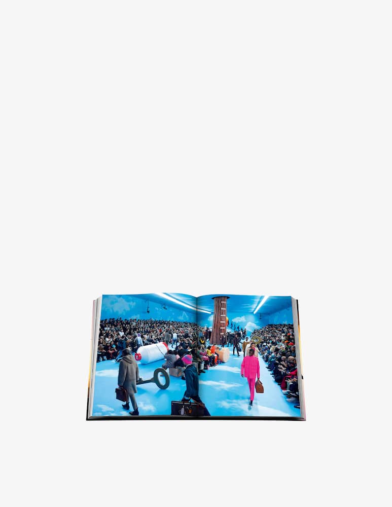 Assouline Book Louis Vuitton Virgil Abloh (Ultimate) - picture 4 Assouline Book Louis Vuitton Virgil Abloh (Ultimate) - picture 4